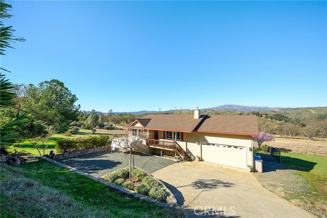 Photo of 16387 Conestoga Road, Hidden Valley Lake, CA 95467