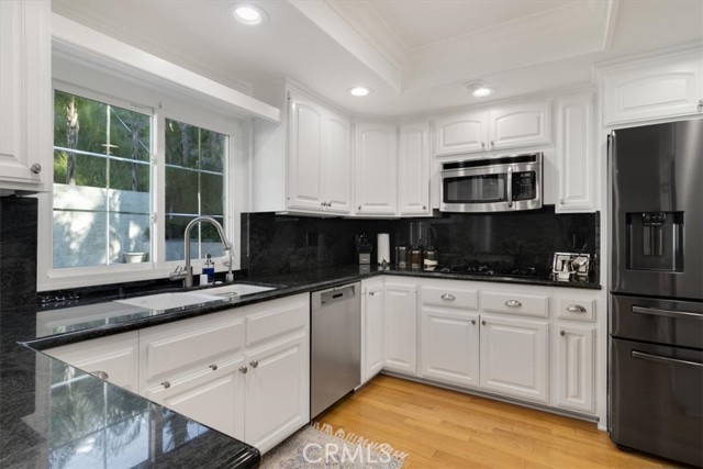 1806 N Bel Aire Drive, Burbank, CA, 91504 1806 N Bel Aire Drive, Burbank, CA, 91504