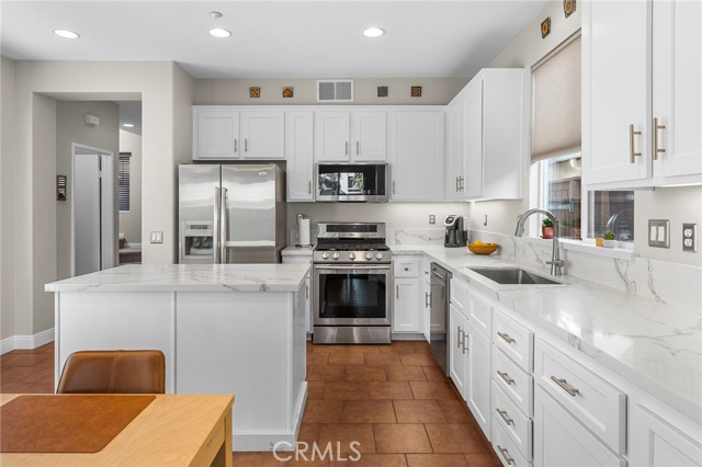 Detail Gallery Image 10 of 42 For 423 Sonora, Redlands,  CA 92373 - 3 Beds | 2/1 Baths