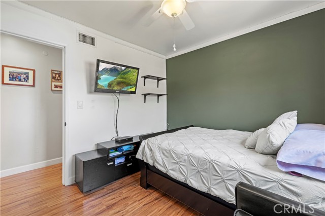 Detail Gallery Image 25 of 36 For 27036 Langside Ave, Canyon Country,  CA 91351 - 5 Beds | 2 Baths