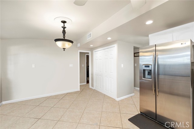 Detail Gallery Image 14 of 30 For 2114 E Alden Ave, Anaheim,  CA 92806 - 3 Beds | 2 Baths