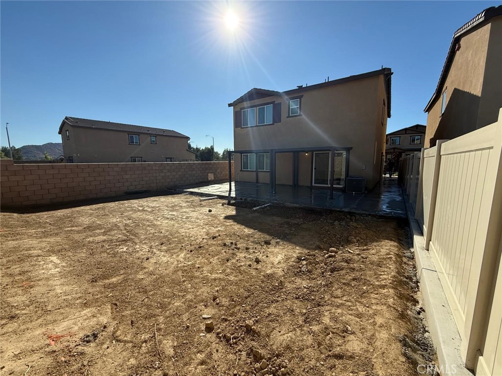 MLS #DW25250671 image #30