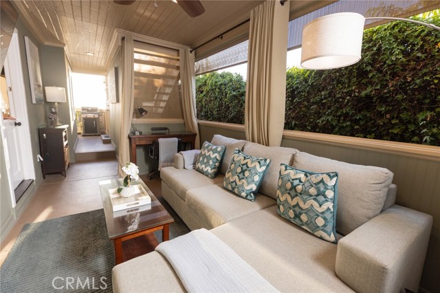 Detail Gallery Image 17 of 35 For 464 Bent St #B,  Laguna Beach,  CA 92651 - 1 Beds | 1 Baths