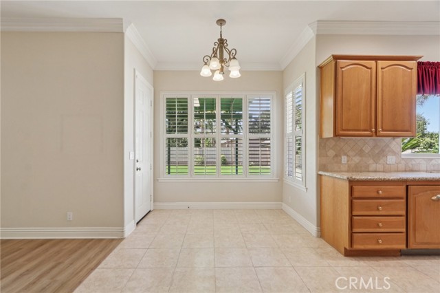 Image 14 of 62 For 16860 Rayen Street