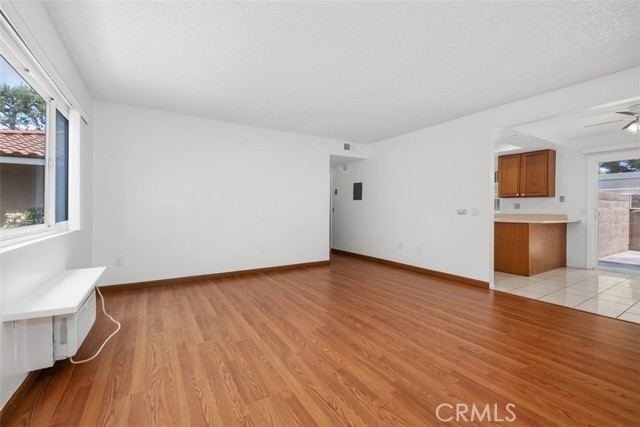 11782 Garden Grove Boulevard, Garden Grove CA: https://media.crmls.org/medias/50fe5069-71f0-4cdd-9ee3-286463e36b3b.jpg