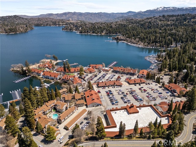 Detail Gallery Image 33 of 38 For 108 Village Bay #1,  Lake Arrowhead,  CA 92352 - 1 Beds | 1 Baths