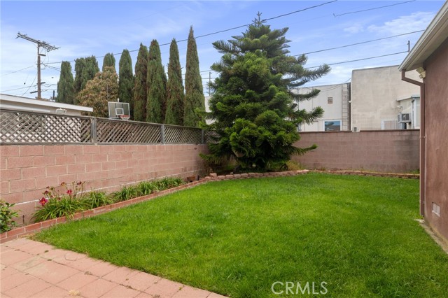 Detail Gallery Image 30 of 33 For 23714 Alliene Ave, Torrance,  CA 90501 - 4 Beds | 2 Baths