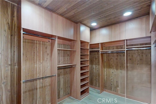 Detail Gallery Image 27 of 44 For 24114 Wildwood Canyon Rd, Newhall,  CA 91321 - 5 Beds | 4 Baths