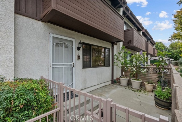 7130 Glade Avenue, Canoga Park CA: https://media.crmls.org/medias/50ffc8e1-35a4-435f-b268-91a68a89a006.jpg