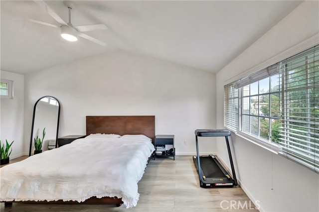 Detail Gallery Image 36 of 57 For 21733 Vintage, Chatsworth,  CA 91311 - 3 Beds | 2/1 Baths