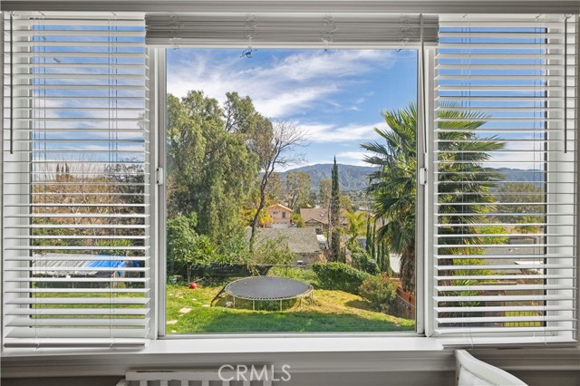 Detail Gallery Image 45 of 54 For 28442 Alder Peak, Canyon Country,  CA 91387 - 5 Beds | 3 Baths