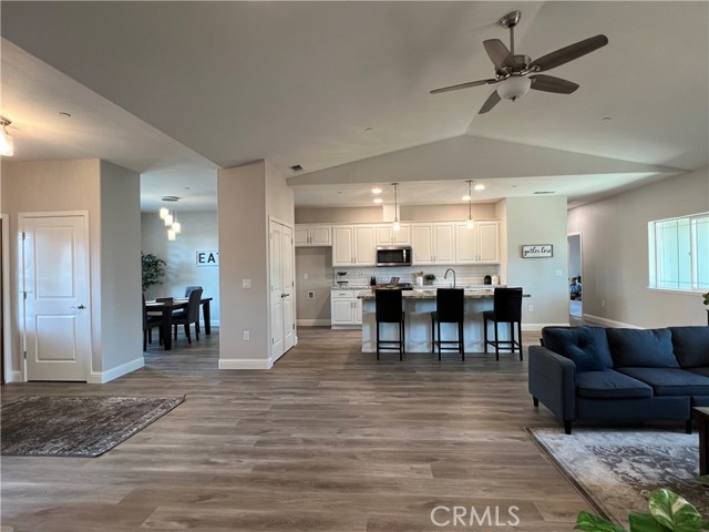 Detail Gallery Image 7 of 49 For 218 Sky Oaks Dr, Paradise,  CA 95969 - 3 Beds | 3 Baths