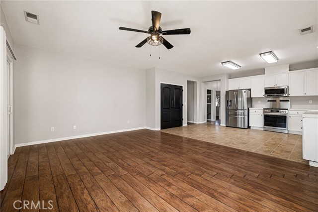360 El Dorado Avenue, Willows CA: https://media.crmls.org/medias/5101d4ec-c92c-40a4-8b9a-ef0e0376a180.jpg