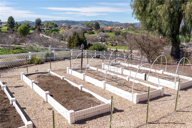 Detail Gallery Image 45 of 54 For 2039 Promontory, Paso Robles,  CA 93446 - 3 Beds | 2/1 Baths