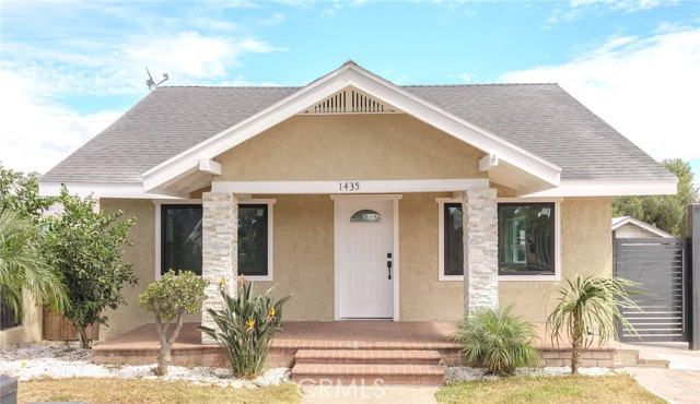 Detail Gallery Image 1 of 32 For 1435 Orange, Santa Ana,  CA 92707 - 4 Beds | 2 Baths