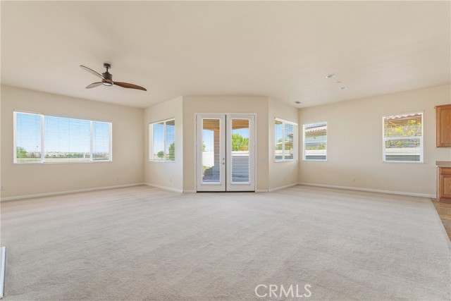 Detail Gallery Image 5 of 42 For 19300 Macklin, Apple Valley,  CA 92308 - 2 Beds | 2/1 Baths