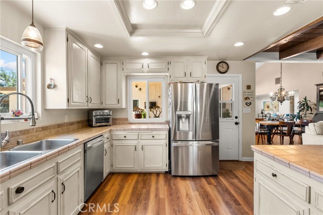39662 86th W Street, Leona Valley CA: https://media.crmls.org/medias/51036491-beb1-464a-965a-87764e92c337.jpg