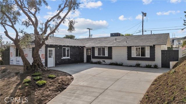 12235 Pinney Street photo 2
