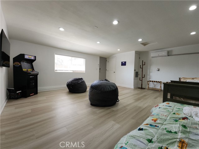 9272 Cerritos Avenue, Anaheim CA: https://media.crmls.org/medias/5104ef2b-a7af-489b-9075-18648ee08ba4.jpg