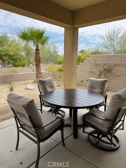 77 Syrah, Rancho Mirage CA: https://media.crmls.org/medias/5105117d-954c-420b-94cb-fbb85968966e.jpg