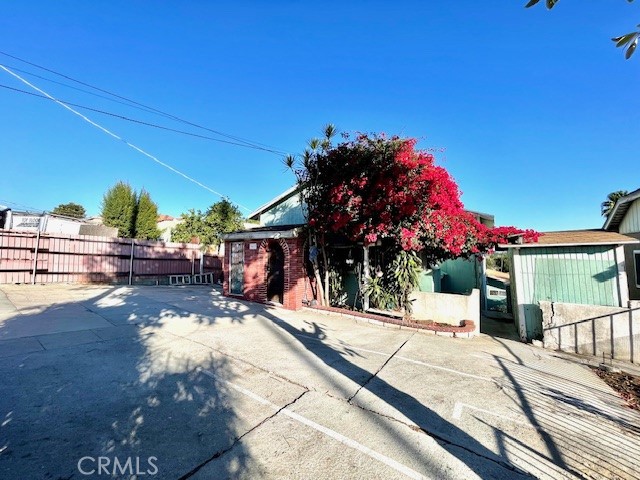 Detail Gallery Image 2 of 18 For 3412 Linda Vista Ter, Los Angeles,  CA 90032 - 2 Beds | 1 Baths