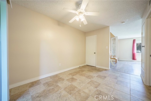 2255 Cahuilla Street, Colton CA: https://media.crmls.org/medias/5106b8b0-ef73-427e-931f-ab42641f28b7.jpg