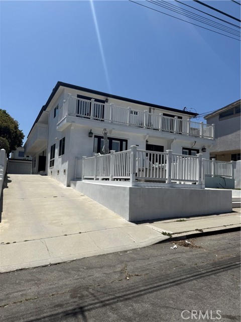 Detail Gallery Image 1 of 18 For 2308 Harriman Ln #D,  Redondo Beach,  CA 90278 - 2 Beds | 1/1 Baths