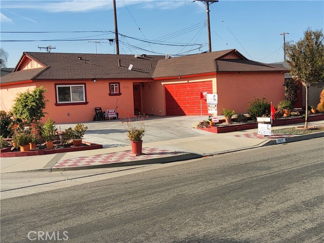 7571 San Rafael E Drive, Buena Park CA: https://media.crmls.org/medias/51081001-8cd6-4bf8-ac73-03710bf2e01a.jpg