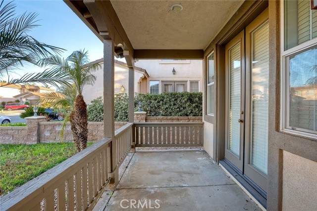 Detail Gallery Image 5 of 59 For 34619 Chinaberry, Winchester,  CA 92596 - 5 Beds | 3 Baths