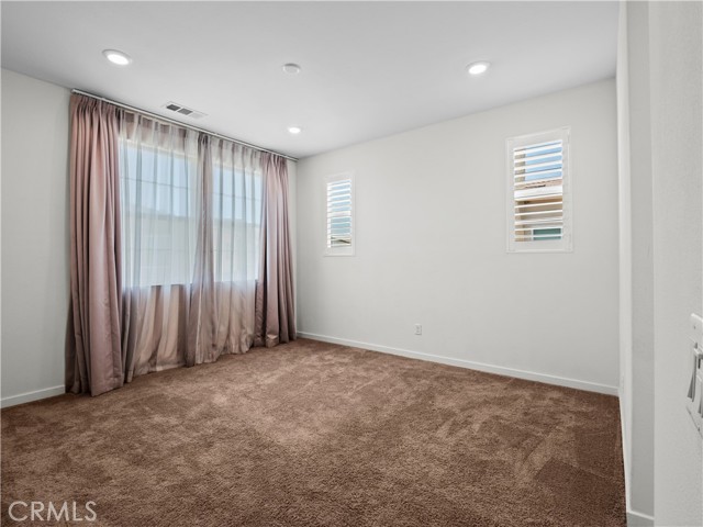 27148 Valley Oak Place, Valencia CA: https://media.crmls.org/medias/51083aac-03c9-4f31-be7b-2c608046789b.jpg