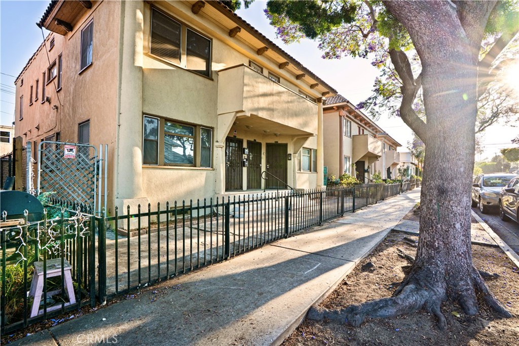 Quadruplex at 508 W 10th