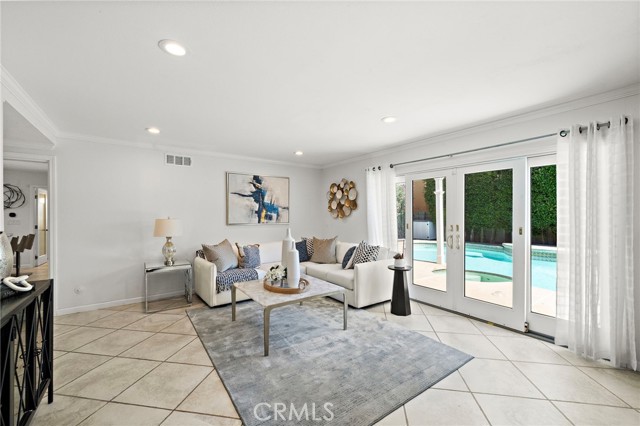 9168 El Azul Circle, Fountain Valley CA: https://media.crmls.org/medias/5108ca3b-3582-452b-91a9-23776bdfa018.jpg