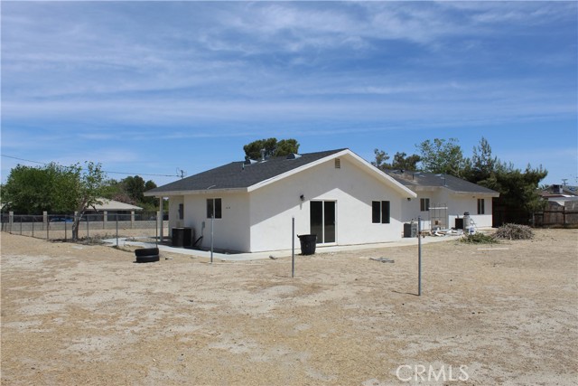 Detail Gallery Image 8 of 16 For 10128 E Ave S12, Littlerock,  CA 93543 - 3 Beds | 3 Baths
