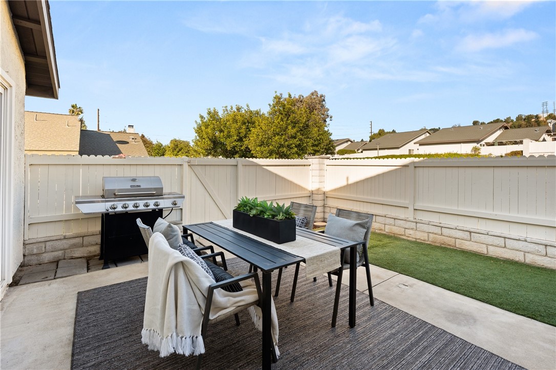 Detail Gallery Image 7 of 28 For 6811 Foxborough Ct #52,  Yorba Linda,  CA 92886 - 3 Beds | 2 Baths