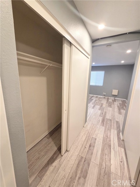 Detail Gallery Image 25 of 26 For 327 Chestnut, Long Beach,  CA 90802 - 2 Beds | 2 Baths