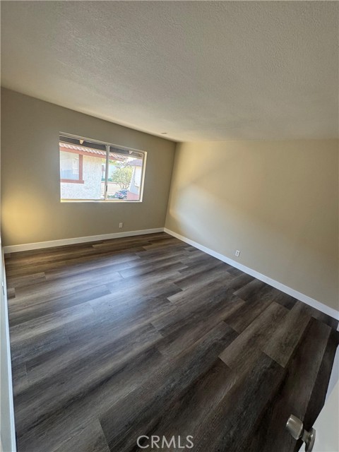 Detail Gallery Image 10 of 11 For 2155 Canyon Dr #D,  Costa Mesa,  CA 92627 - 2 Beds | 1 Baths