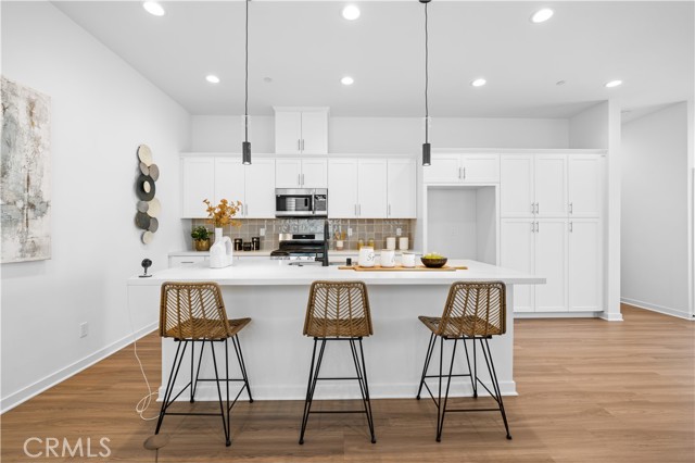 Detail Gallery Image 13 of 47 For 4440 S Forsyth Paseo, Ontario,  CA 91762 - 3 Beds | 2/1 Baths