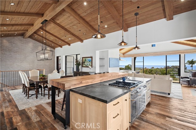 444 De Sola, Corona del Mar CA: https://media.crmls.org/medias/510b1dbf-cdfe-41d3-bcf8-322aa93ea95b.jpg