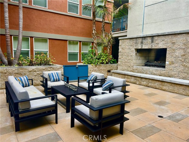 Detail Gallery Image 56 of 64 For 300 E 4th St. #101,  Long Beach,  CA 90802 - 1 Beds | 2 Baths