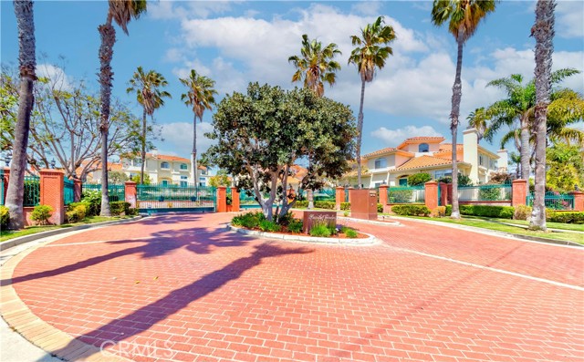 4489 Spencer Street, Torrance CA: https://media.crmls.org/medias/510bf80f-7b5b-431c-9635-5fe2efd435e9.jpg
