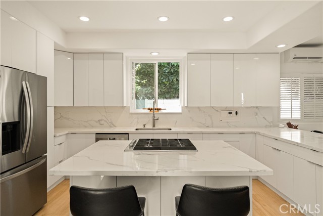 Front Image Thumbnail for CRSB26073934