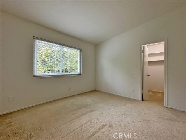 Upstairs Middle Bedroom