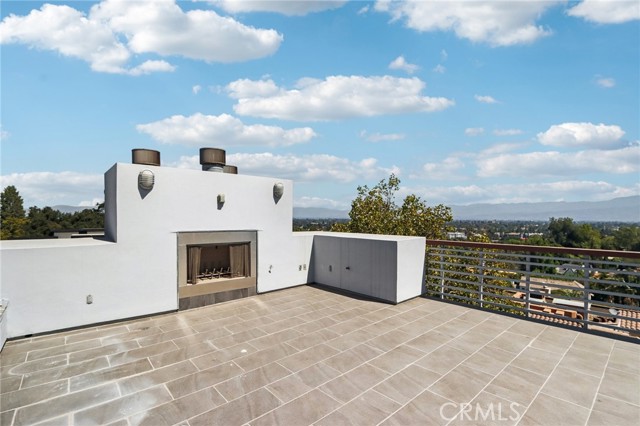 Detail Gallery Image 54 of 75 For 13424 Contour Dr, Sherman Oaks,  CA 91423 - 3 Beds | 4 Baths
