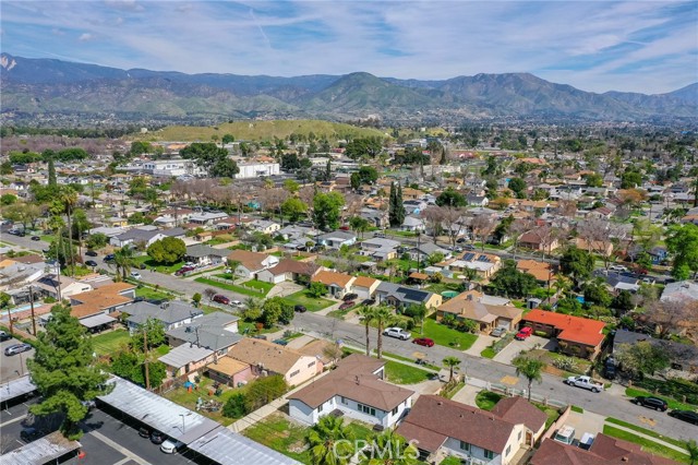 Detail Gallery Image 7 of 24 For 1390 Pepper Tree Ln, San Bernardino,  CA 92404 - 4 Beds | 2/1 Baths