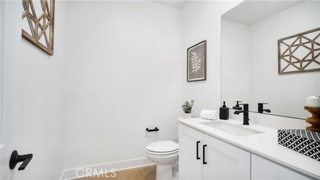 Detail Gallery Image 29 of 70 For 138 Yugen, Irvine,  CA 92618 - 4 Beds | 3/1 Baths