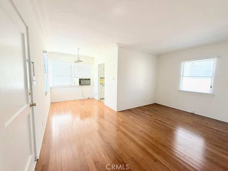 141 N Kenwood Street #B