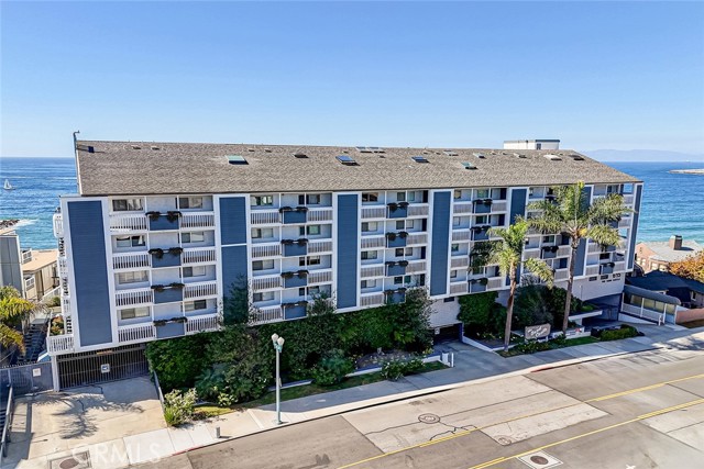 615 Esplanade, Redondo Beach, California 90277, 1 Bedroom Bedrooms, 0 ,1 BathroomBathrooms,Residential,For Sale,Esplanade,0,SB26118046
