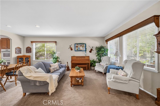 Detail Gallery Image 12 of 68 For 22262 Trinity Pl, Saugus,  CA 91390 - 5 Beds | 3 Baths