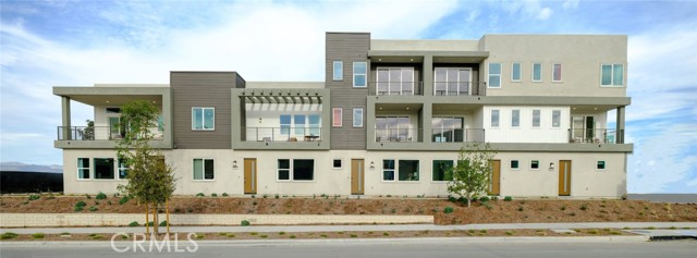 26669 Blue Hills Loop, Valencia CA: https://media.crmls.org/medias/510edebe-1b0e-4c1a-a1bf-39ef4375ff3f.jpg