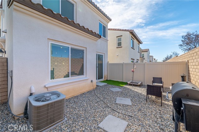 Detail Gallery Image 31 of 43 For 202 Bonita Ln, Rialto,  CA 92376 - 3 Beds | 2/1 Baths